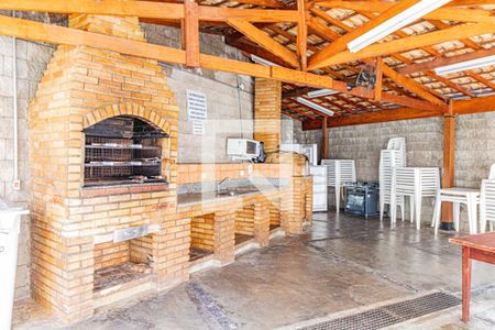 Apartamento para alugar com 72m², 2 quartos e 1 vaga Apartamento para alugar com 72m², 2 quartos e 1 vagaÁrea comum - Churrasqueira