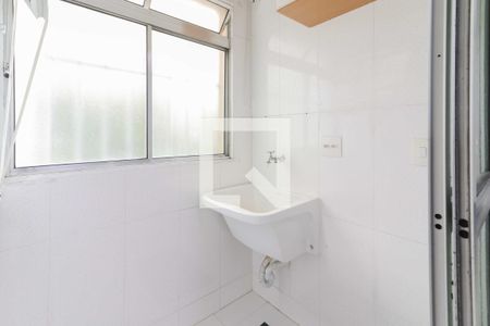 Apartamento para alugar com 72m², 2 quartos e 1 vaga Apartamento para alugar com 72m², 2 quartos e 1 vagaCozinha e Área de Serviço