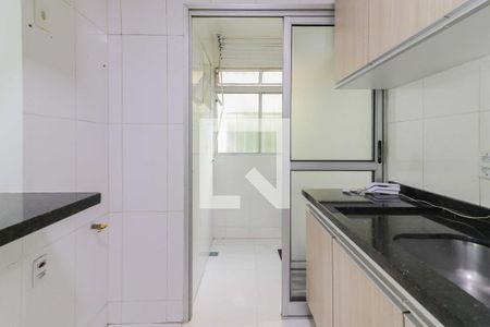 Apartamento para alugar com 72m², 2 quartos e 1 vaga Apartamento para alugar com 72m², 2 quartos e 1 vagaCozinha e Área de Serviço