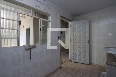 Casa à venda com 240m², 3 quartos e 2 vagasLavanderia