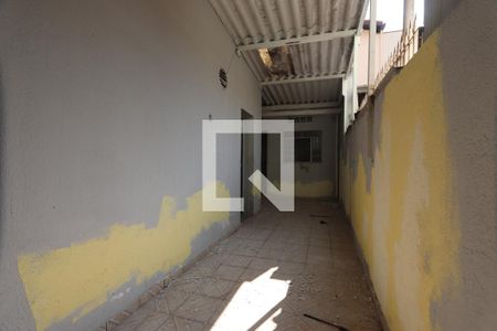 Casa à venda com 240m², 3 quartos e 2 vagasQuintal