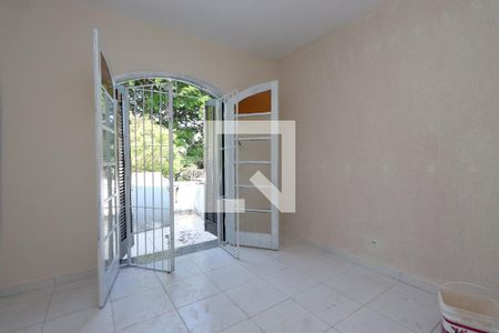 Casa à venda com 240m², 3 quartos e 2 vagasQuarto 3