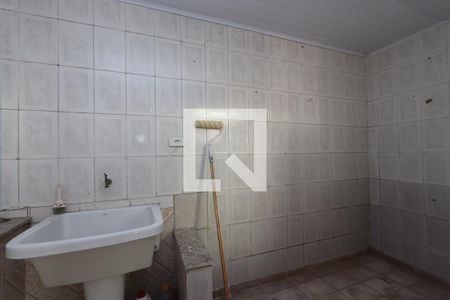 Casa à venda com 240m², 3 quartos e 2 vagasLavanderia