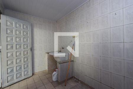 Casa à venda com 240m², 3 quartos e 2 vagasLavanderia