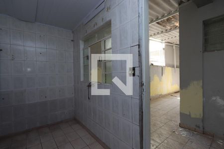 Casa à venda com 240m², 3 quartos e 2 vagasLavanderia