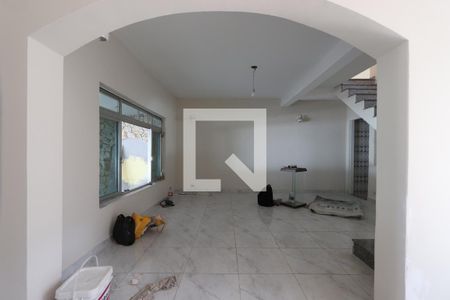 Sala de casa à venda com 3 quartos, 240m² em Vila Ema, São Paulo