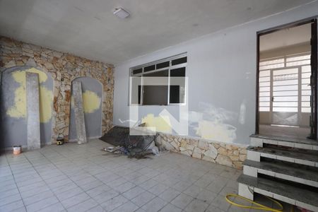 Casa à venda com 240m², 3 quartos e 2 vagasGaragem