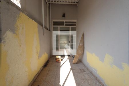 Casa à venda com 240m², 3 quartos e 2 vagasQuintal