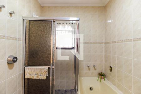 Casa à venda com 150m², 4 quartos e 2 vagas Casa à venda com 150m², 4 quartos e 2 vagasBanheiro 1