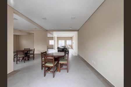 Apartamento à venda com 58m², 2 quartos e 1 vaga Apartamento à venda com 58m², 2 quartos e 1 vagaÁrea comum - Salão de festas