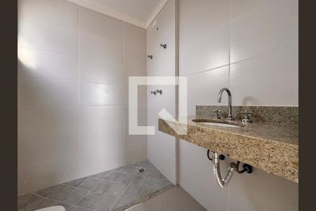 Apartamento à venda com 58m², 2 quartos e 1 vaga Apartamento à venda com 58m², 2 quartos e 1 vagaBanheiro da Suíte