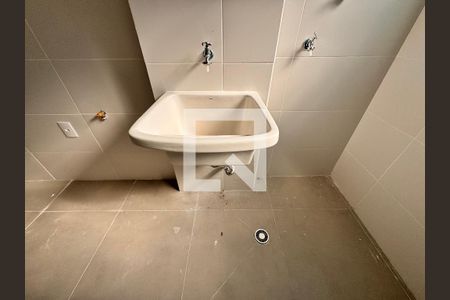 Apartamento à venda com 58m², 2 quartos e 1 vaga Apartamento à venda com 58m², 2 quartos e 1 vagaLavanderia