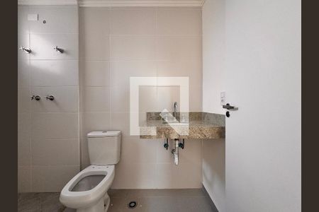Apartamento à venda com 58m², 2 quartos e 1 vaga Apartamento à venda com 58m², 2 quartos e 1 vagaBanheiro