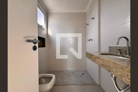 Apartamento à venda com 58m², 2 quartos e 1 vaga Apartamento à venda com 58m², 2 quartos e 1 vagaBanheiro da Suíte