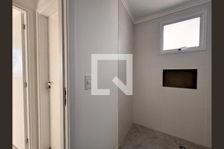 Apartamento à venda com 58m², 2 quartos e 1 vaga Apartamento à venda com 58m², 2 quartos e 1 vagaBanheiro