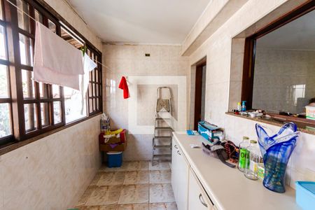 Casa à venda com 361m², 4 quartos e 2 vagasÁrea de Serviço