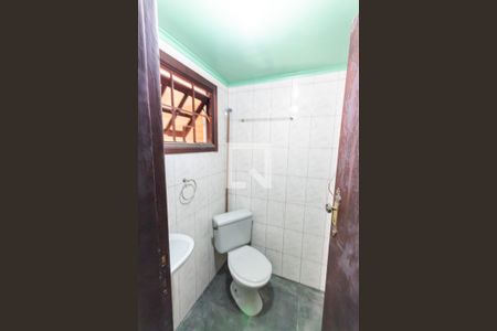 Casa à venda com 361m², 4 quartos e 2 vagasBanheiro de serviço