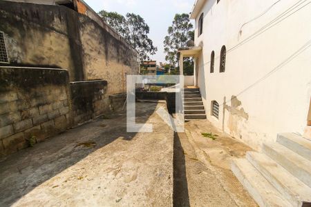 Casa à venda com 180m², 3 quartos e 2 vagasQuintal