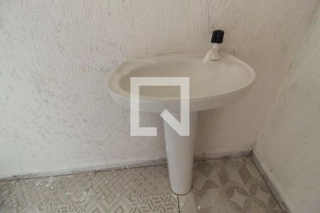 Casa à venda com 180m², 3 quartos e 2 vagasBanheiro 2