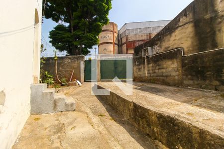 Casa à venda com 180m², 3 quartos e 2 vagasQuintal