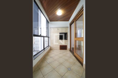 Apartamento à venda com 178m², 3 quartos e 2 vagasVaranda - Sala