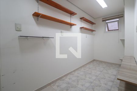 Apartamento à venda com 178m², 3 quartos e 2 vagasCloset - Quarto