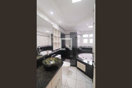 Apartamento à venda com 178m², 3 quartos e 2 vagasBanheiro