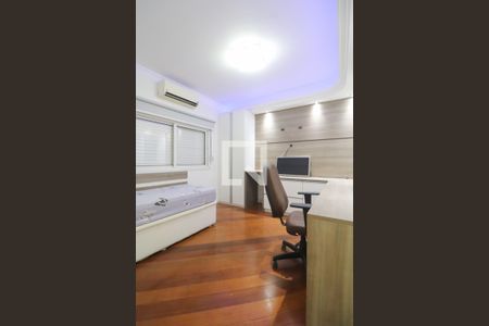 Apartamento à venda com 178m², 3 quartos e 2 vagasQuarto