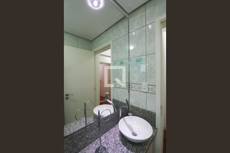 Apartamento à venda com 178m², 3 quartos e 2 vagasBanheiro 2