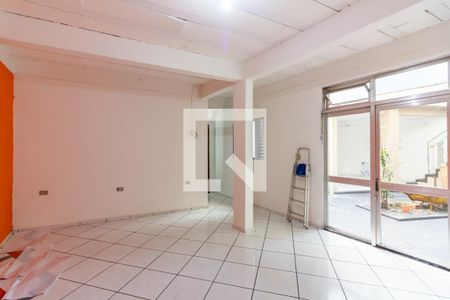 Casa para alugar com 250m², 2 quartos e 1 vaga Casa para alugar com 250m², 2 quartos e 1 vagaSala