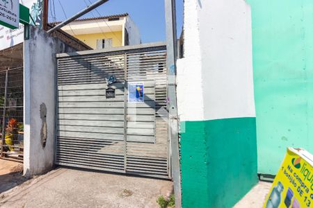 Casa para alugar com 250m², 2 quartos e 1 vaga Casa para alugar com 250m², 2 quartos e 1 vagaFachada