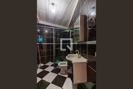 Casa para alugar com 250m², 2 quartos e 1 vaga Casa para alugar com 250m², 2 quartos e 1 vagaBanheiro