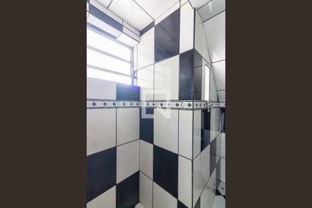 Casa para alugar com 250m², 2 quartos e 1 vaga Casa para alugar com 250m², 2 quartos e 1 vagaBanheiro 2