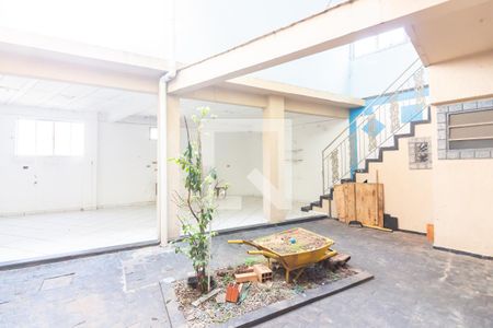 Casa para alugar com 250m², 2 quartos e 1 vaga Casa para alugar com 250m², 2 quartos e 1 vagaSuíte