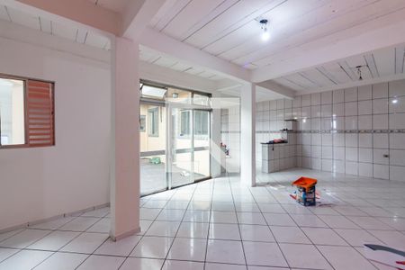 Casa para alugar com 250m², 2 quartos e 1 vaga Casa para alugar com 250m², 2 quartos e 1 vagaSala