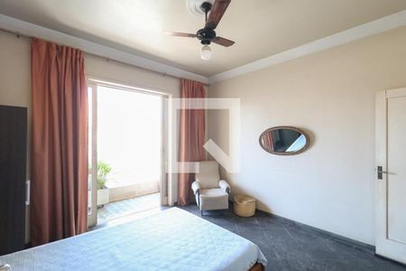 Casa à venda com 540m², 3 quartos e 4 vagas Casa à venda com 540m², 3 quartos e 4 vagasQuarto 2