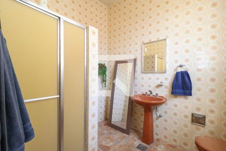 Casa à venda com 540m², 3 quartos e 4 vagas Casa à venda com 540m², 3 quartos e 4 vagasBanheiro de Serviço