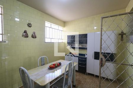Casa à venda com 540m², 3 quartos e 4 vagas Casa à venda com 540m², 3 quartos e 4 vagasCopa