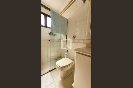 Apartamento à venda com 150m², 3 quartos e 3 vagas Apartamento à venda com 150m², 3 quartos e 3 vagasBanheiro Social