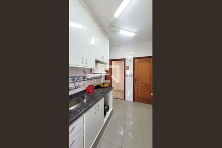 Apartamento à venda com 150m², 3 quartos e 3 vagas Apartamento à venda com 150m², 3 quartos e 3 vagasCozinha