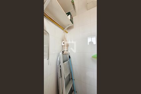 Apartamento à venda com 150m², 3 quartos e 3 vagas Apartamento à venda com 150m², 3 quartos e 3 vagasBanheiro de Serviço