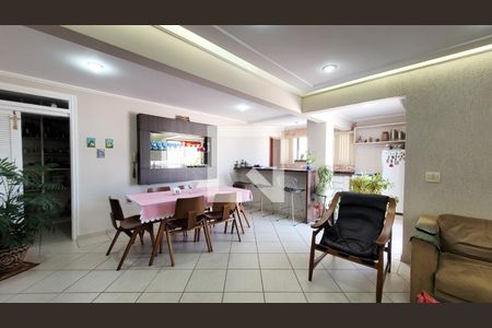 Apartamento à venda com 150m², 3 quartos e 3 vagas Apartamento à venda com 150m², 3 quartos e 3 vagasCopa