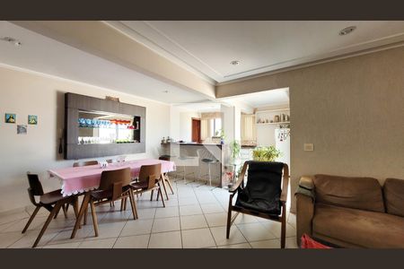 Apartamento à venda com 150m², 3 quartos e 3 vagas Apartamento à venda com 150m², 3 quartos e 3 vagasCopa