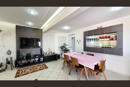 Apartamento à venda com 150m², 3 quartos e 3 vagas Apartamento à venda com 150m², 3 quartos e 3 vagasCopa