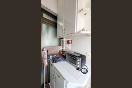 Apartamento à venda com 150m², 3 quartos e 3 vagas Apartamento à venda com 150m², 3 quartos e 3 vagasLavanderia