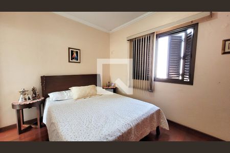 Apartamento à venda com 150m², 3 quartos e 3 vagas Apartamento à venda com 150m², 3 quartos e 3 vagasSuíte