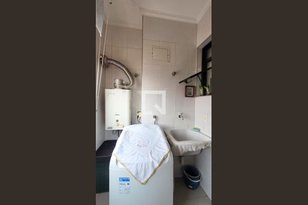 Apartamento à venda com 150m², 3 quartos e 3 vagas Apartamento à venda com 150m², 3 quartos e 3 vagasLavanderia