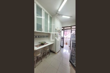 Apartamento à venda com 150m², 3 quartos e 3 vagas Apartamento à venda com 150m², 3 quartos e 3 vagasCozinha