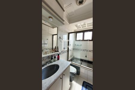 Apartamento à venda com 150m², 3 quartos e 3 vagas Apartamento à venda com 150m², 3 quartos e 3 vagasBanheiro/Suíte