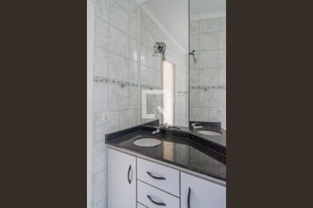 Casa de condomínio à venda com 159m², 3 quartos e 2 vagasBanheiro da Suíte